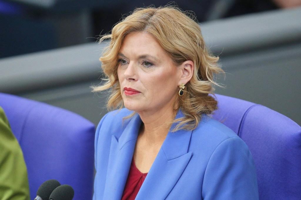 HOTNEWS.RO: Numărul 2 din statul german, victima hackerilor pe una dintre cele mai folosite aplicații de mesagerie