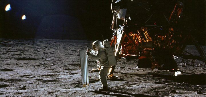 HOTNEWS.RO: Ce conțin dosarele OZN desecretizate de Pentagon. Dezvăluiri făcute de astronauții misiunii Apollo 11