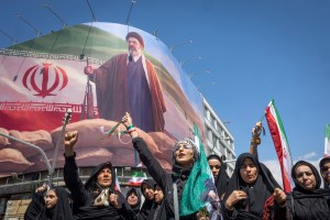 HOTNEWS.RO: China are o nouă poziție în conflictul din Iran. „Nu este de ajuns o zi cu frig pentru a se forma un strat de gheață de un metru”
