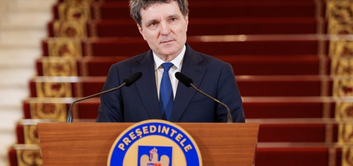 HOTNEWS.RO: De ce crede un politolog că Nicușor Dan „va genera această criză de multe ori” și „a luat o opțiune destul de pro-PSD”
