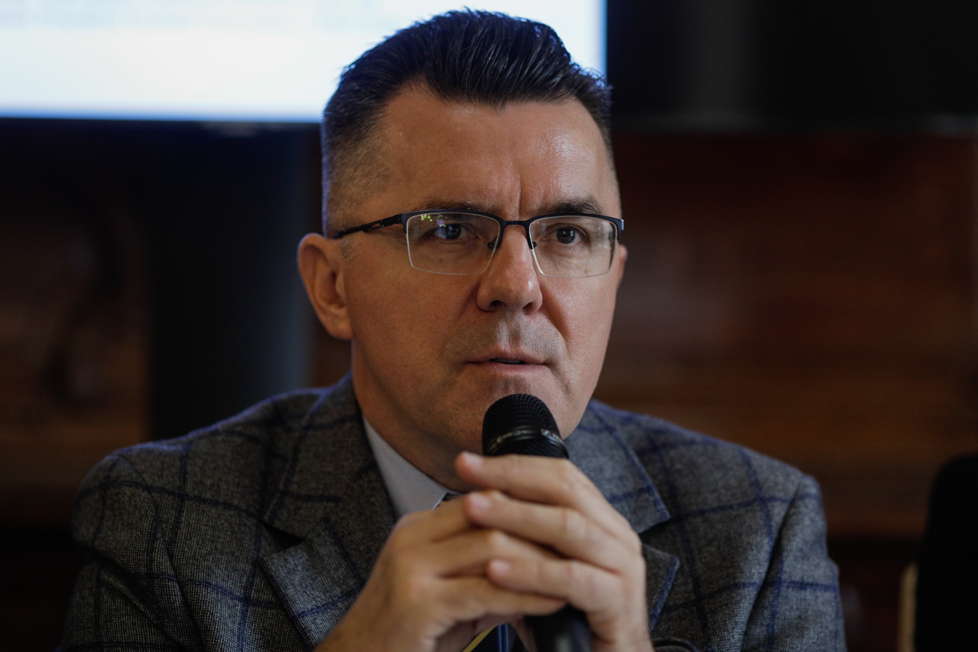 HOTNEWS.RO: Lider AUR: „Nu votăm niciun guvern din care nu facem parte” / Ce spune despre atitudinea lui Nicușor Dan față de partid