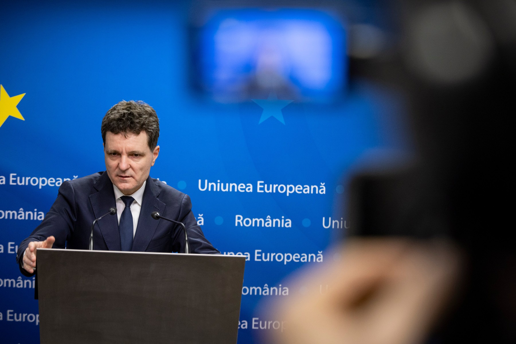 HOTNEWS.RO: România, UE și o diversiune periculoasă: „pro-european” vs. „pro-occidental”
