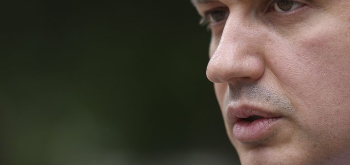 HOTNEWS.RO: Eugen Tomac, nouă rundă de negocieri pentru susținerea Guvernului. Partidul exclus de la discuții
