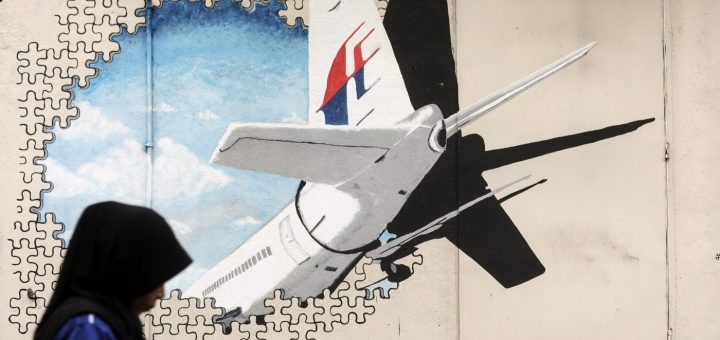 HOTNEWS.RO: Malaezia nu renunță la găsirea epavei MH370. Operaţiunile de căutare, prelungite cu încă un an